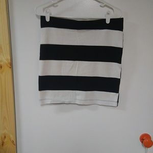 GAP Black and White Striped Skirt